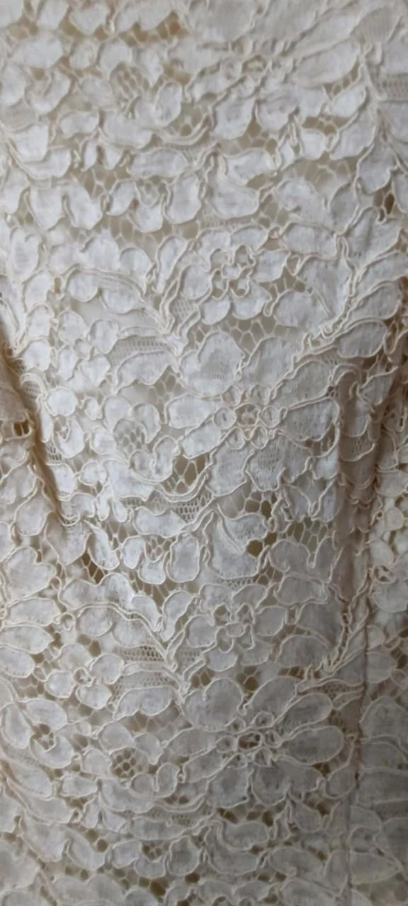 Elegante Vestido de renda creme - Tamanho 40 – photo 2